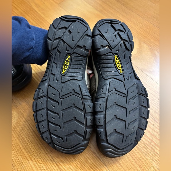 Keen candles slid on women’s size 10 =mens 8 - Picture 6 of 9